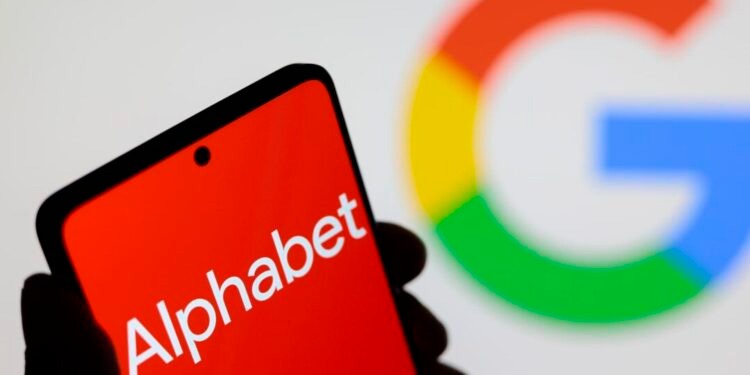 أسهم ألفابت تقفز بعد استثمار بيركشاير هاثاوي 4.3 مليار دولار في الشركة الأم لجوجل